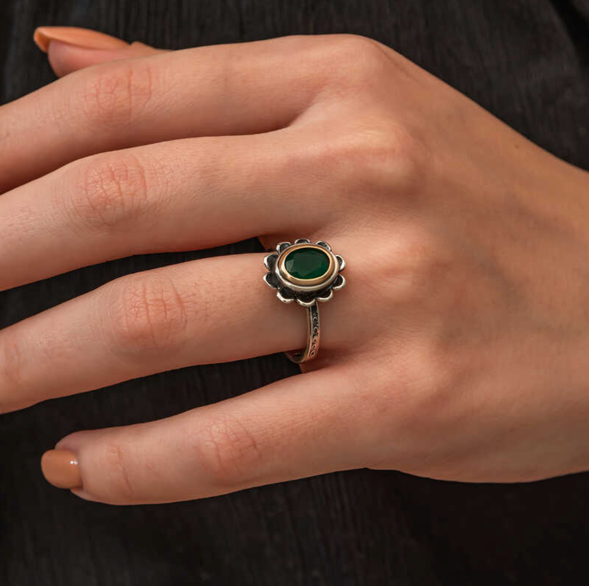 Kedy Green Daisy Ring