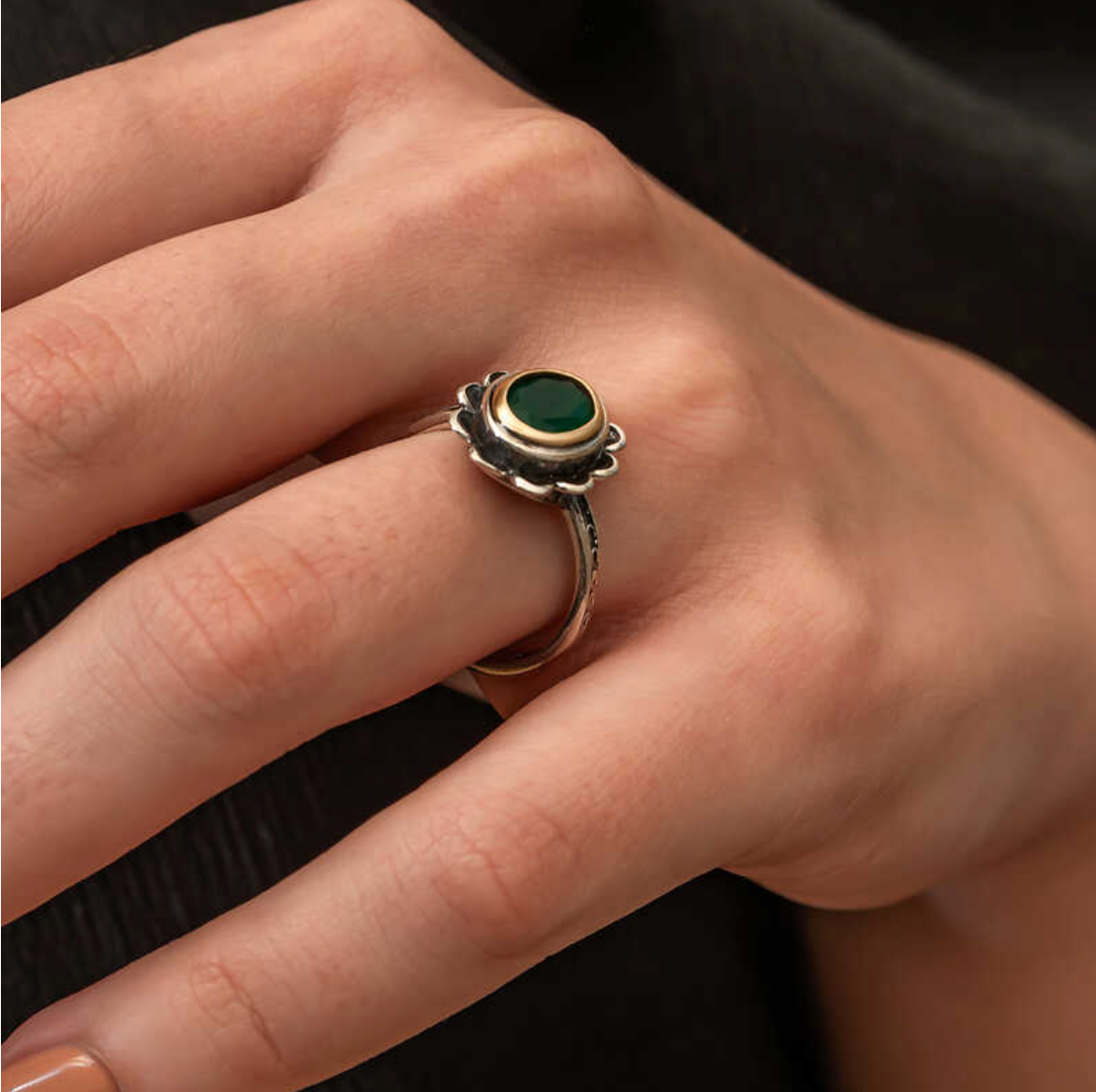Kedy Green Daisy Ring
